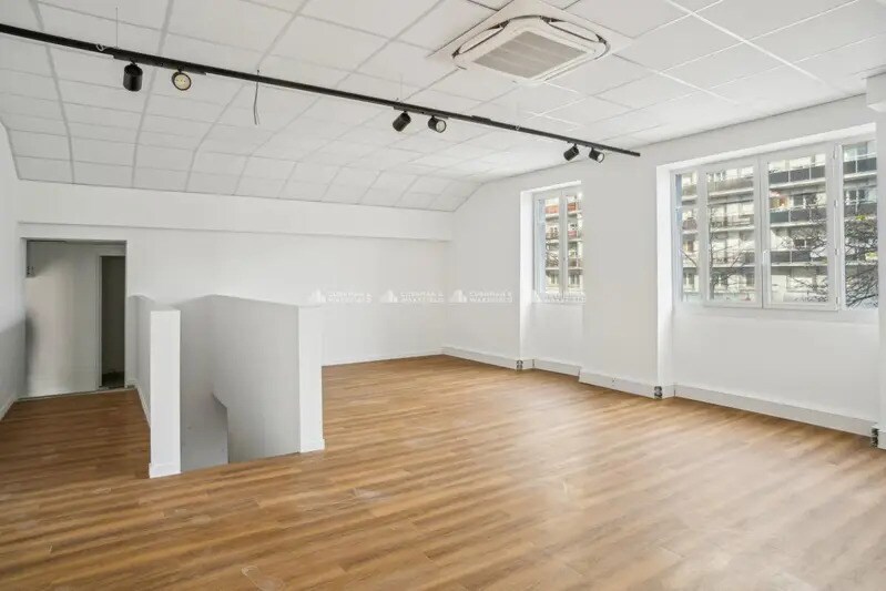 336 Avenue Berthelot, Lyon for lease - Interior Photo - Image 2 of 15