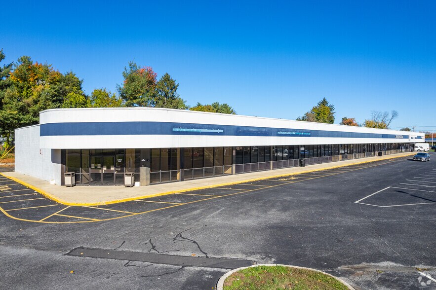 1-16 Somerdale Sq, Somerdale, NJ for lease - Building Photo - Image 2 of 6