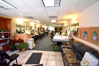 93 Mineola Blvd, Mineola, NY à louer Photo intérieure- Image 2 de 6