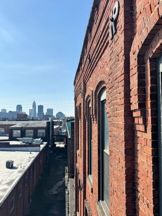 More details for 1192 E 40th St, Cleveland, OH - Industrial for Sale