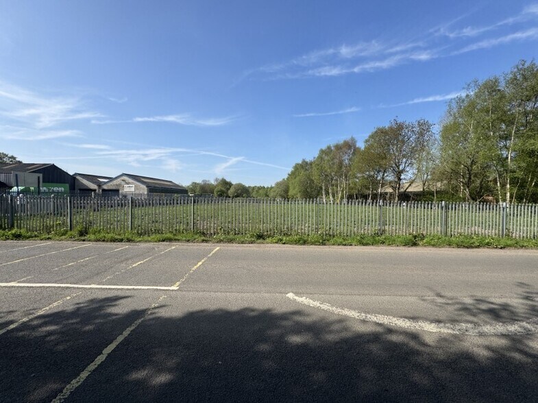 Station Rd, North Wingfield à vendre - Photo du bâtiment - Image 2 de 4