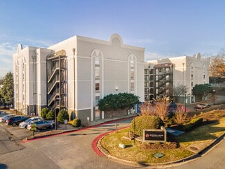 Plus de détails pour 2100 Northwest Pkwy SE, Marietta, GA - Services hôteliers à vendre