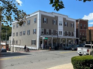 Plus de détails pour 65 Main St, Hudson, MA - Multi-résidentiel à vendre