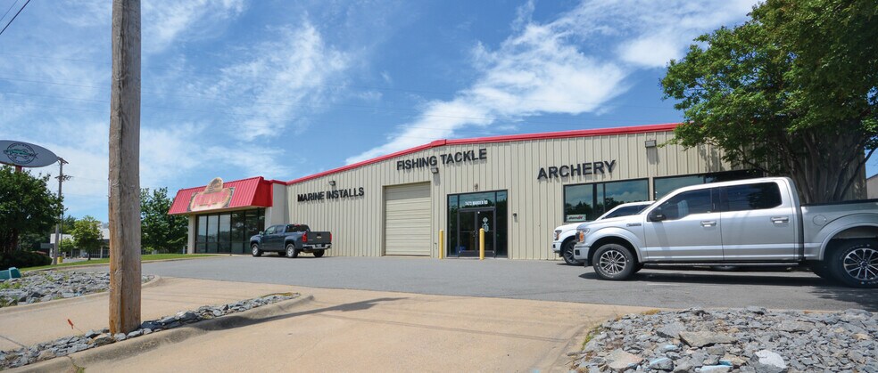 7473 Warden Rd, North Little Rock, AR à vendre - Photo du bâtiment - Image 2 de 17