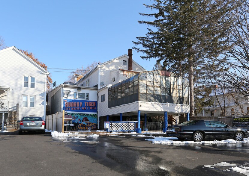 114-120 Charter Oak St, Manchester, CT à vendre - Photo du bâtiment - Image 3 de 3