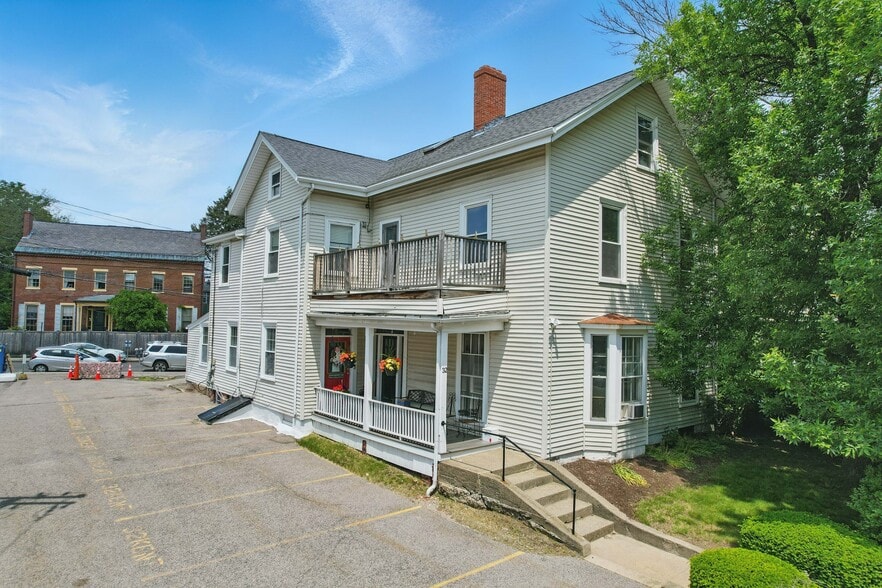 32 Kent St, Brookline, MA à vendre - Photo principale - Image 1 de 3
