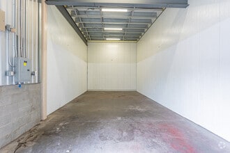 11105 Steele St S, Tacoma, WA for lease Interior Photo- Image 1 of 3