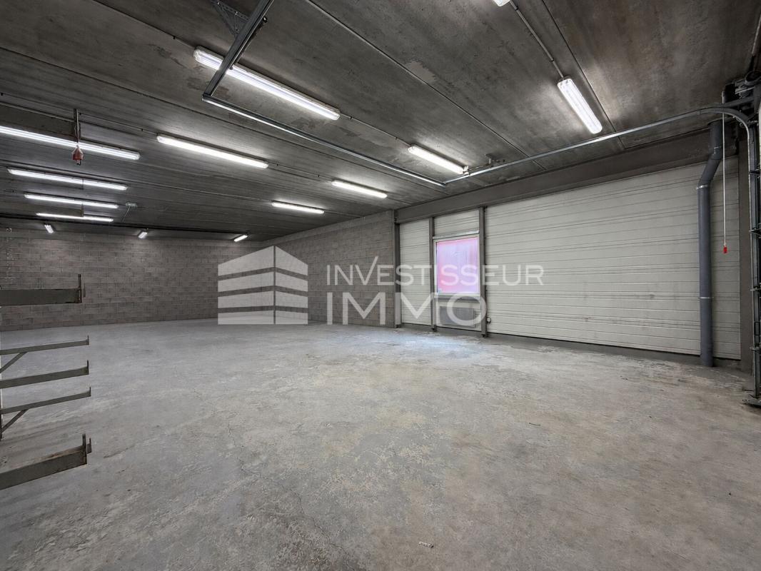 Flex in Champs Sur Marne for lease Building Photo- Image 1 of 7