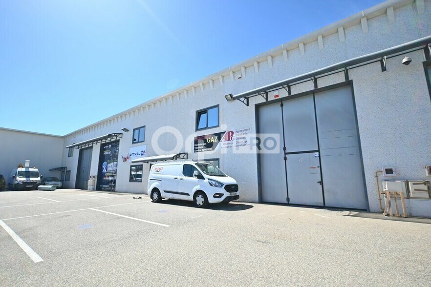 5 Avenue Lionel Terray, Meyzieu for lease - Building Photo - Image 1 of 10