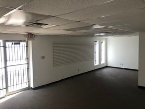 9901-9927 Harwin Dr, Houston, TX à louer Photo intérieure- Image 2 de 3