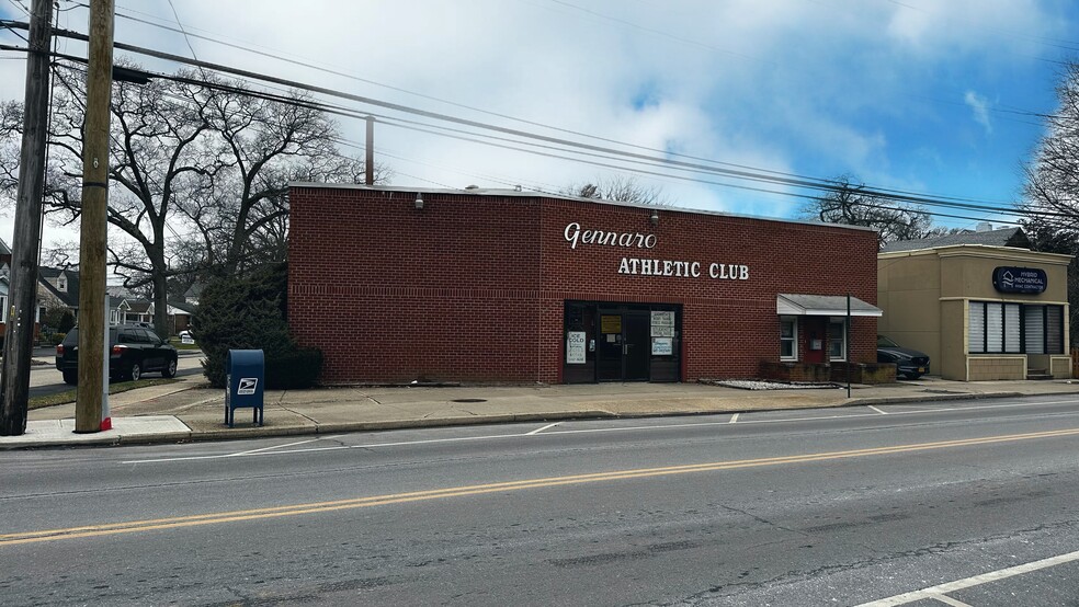 369 Atlantic Ave, East Rockaway, NY for sale - Building Photo - Image 2 of 19