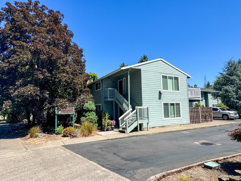 3860 SW 178th Ave, Beaverton, OR for sale - Building Photo - Image 2 of 7