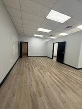 4421 Glenwood Pky, Decatur, GA for lease Interior Photo- Image 2 of 10