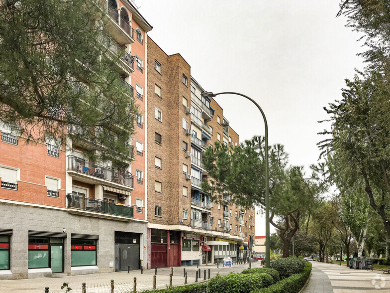 Calle Sevilla, 10, Móstoles, Madrid for lease - Building Photo - Image 2 of 2