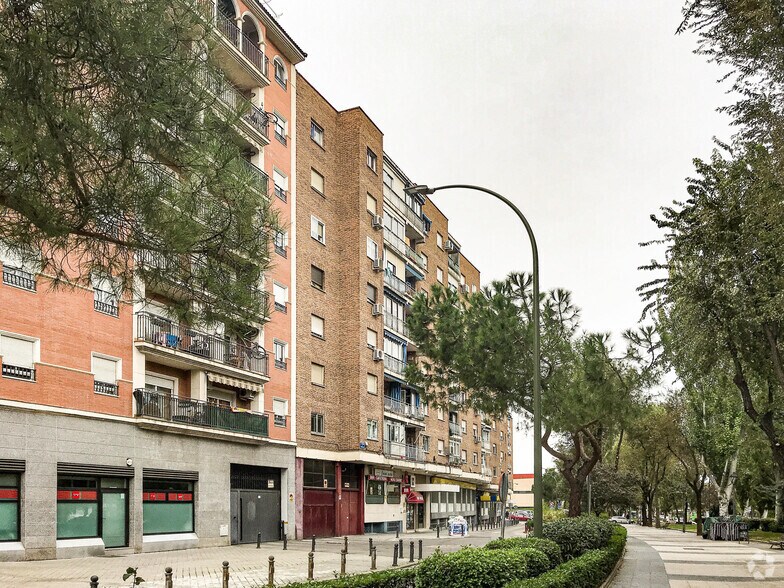 Calle Sevilla, 10, Móstoles, Madrid à louer - Photo du bâtiment - Image 2 de 2