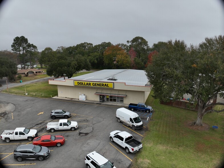 426 Saint Joseph St, Arnaudville, LA à vendre - Matterport Community - Image 3 de 17