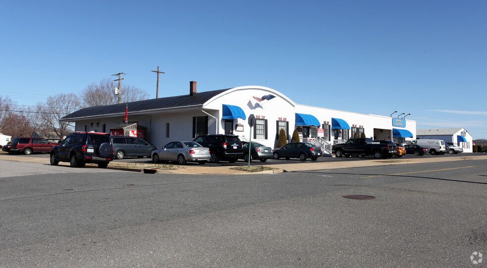 319-325 Wallace St, Fredericksburg, VA for sale - Primary Photo - Image 1 of 1