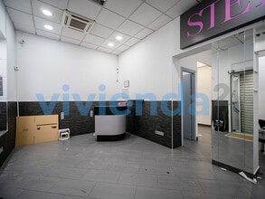 Retail in Madrid, Madrid for lease Interior Photo- Image 2 of 14