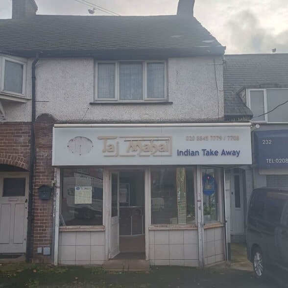 4 Willow Tree Ln, Hillingdon for lease - Primary Photo - Image 1 of 1