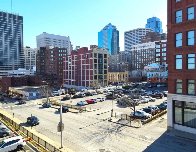 205 W 9th St, Kansas City, MO for sale - Building Photo - Image 3 of 4