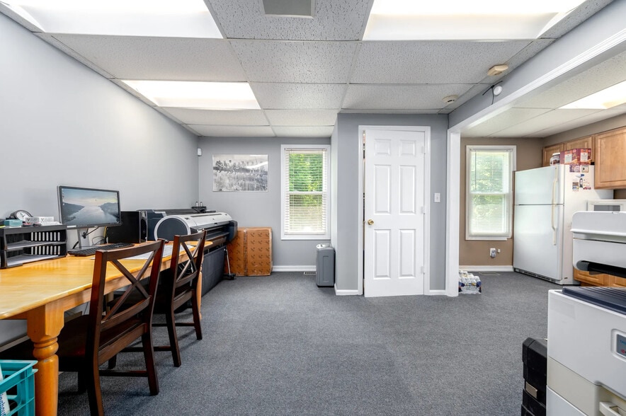 697 Maryland Route 3 N, Gambrills, MD for sale - Interior Photo - Image 2 of 9