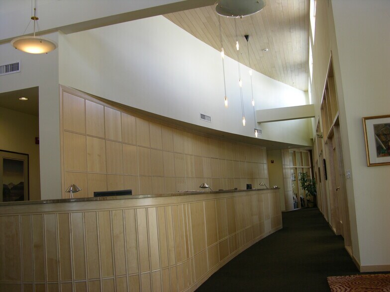 24918 Genesee Trail Rd, Golden, CO à vendre - Photo intérieure - Image 3 de 15