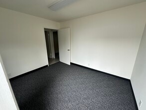 1320 N Miller St, Anaheim, CA for lease Interior Photo- Image 2 of 7