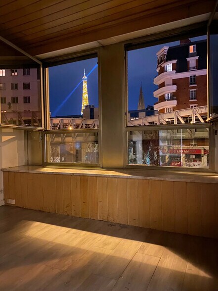 106 Boulevard De Grenelle, Paris à vendre - Photo du bâtiment - Image 1 de 34