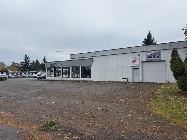 16002 Pacific Ave S, Spanaway, WA à vendre - Photo du bâtiment - Image 3 de 31