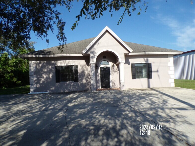 301 S Woodlawn Ave, Bartow, FL à louer - Photo du bâtiment - Image 2 de 7