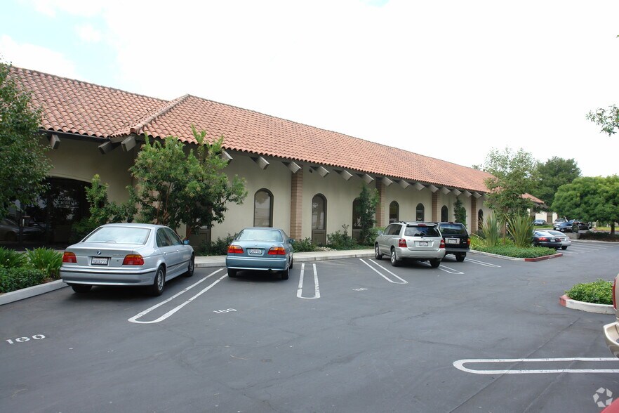 140-162 Knowles Dr, Los Gatos, CA à louer - Photo du bâtiment - Image 1 de 4