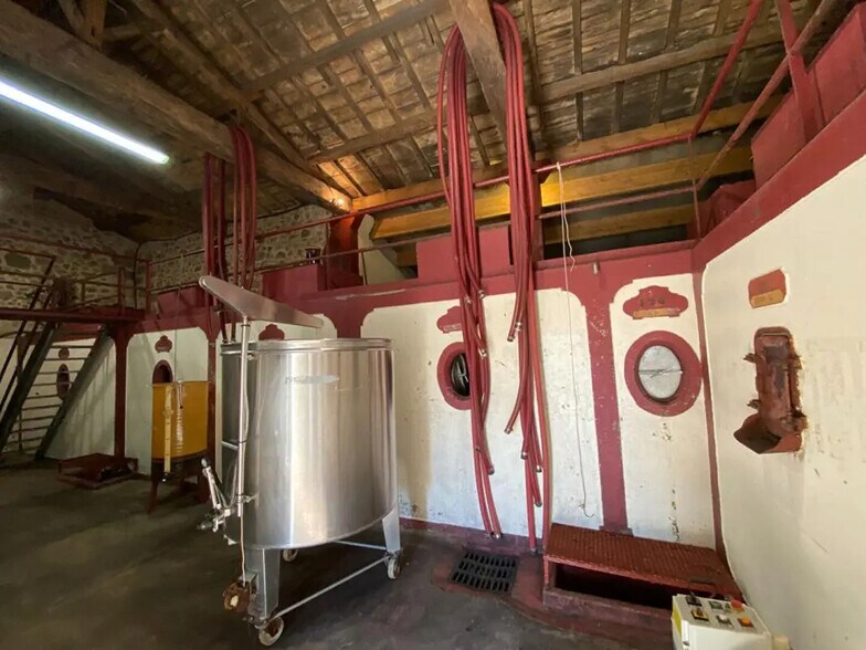 Flex in Libourne for sale - Interior Photo - Image 2 of 8