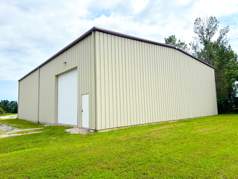 945 Highway Y, Foley, MO for sale - Building Photo - Image 1 of 6