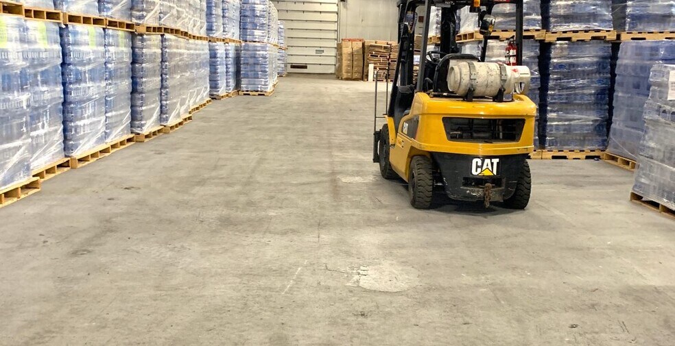 431 Ch Du Lac-Clair, Senneterre, QC for sale - Building Photo - Image 2 of 5