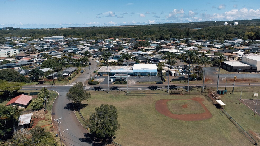 1203 Whitmore Ave portfolio of 2 properties for sale on LoopNet.ca - Building Photo - Image 3 of 11