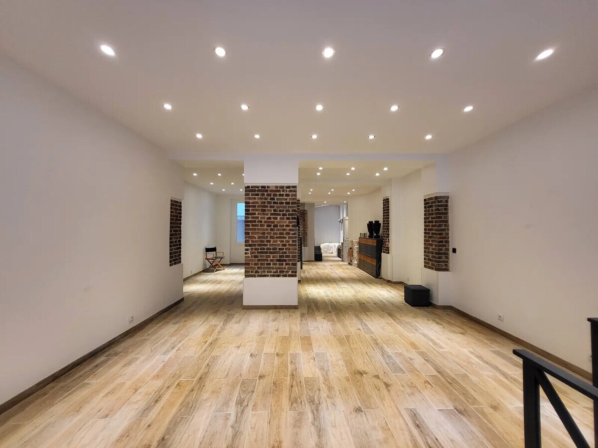 Paris, PAR 75016 - Unit RDC - - Interior Photo - Image 1 of 7