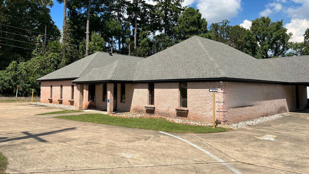 835 Redwater Rd, Texarkana, TX à louer - Photo du bâtiment - Image 1 de 6