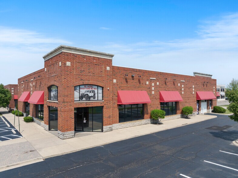 474 Redington Dr, South Elgin, IL à vendre - Photo du bâtiment - Image 3 de 14