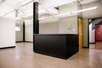 525 S School Ave, Fayetteville, AR for lease Interior Photo- Image 1 of 8