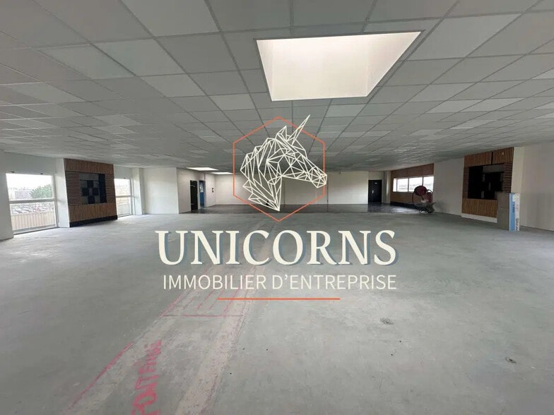 Office in Colomiers for lease - Interior Photo - Image 2 of 4