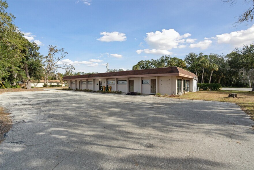 13 Ne 3rd St, Chiefland, FL for sale - Building Photo - Image 3 of 10