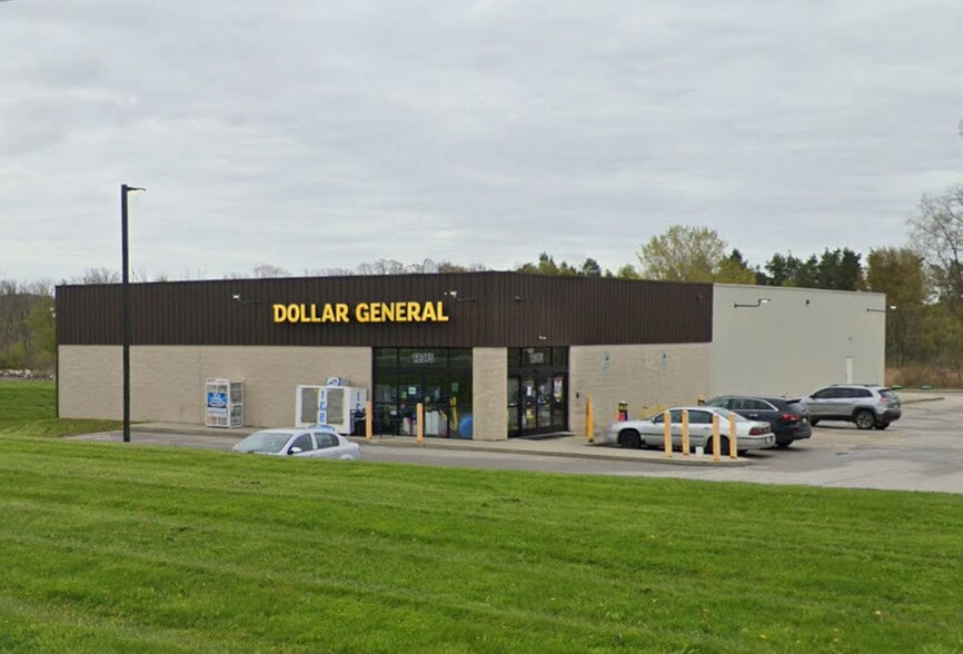 Dollar General Portfolio portfolio of 3 properties for sale on LoopNet.ca - Building Photo - Image 2 of 4