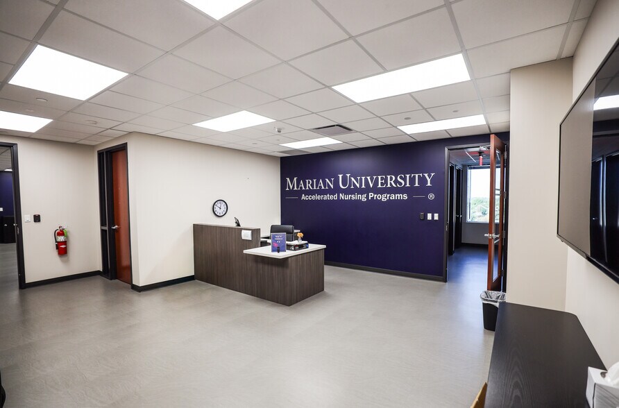 3817 NW Expressway, Oklahoma City, OK à louer - Photo du bâtiment - Image 2 de 20