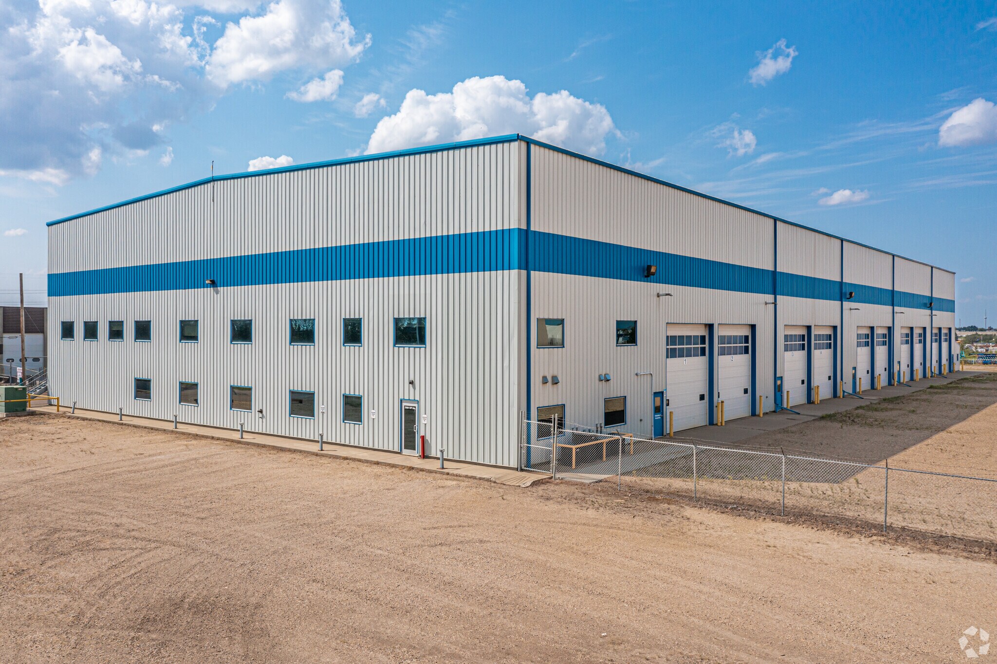 2060 70th Ave NW, Edmonton, AB for sale Building Photo- Image 1 of 1