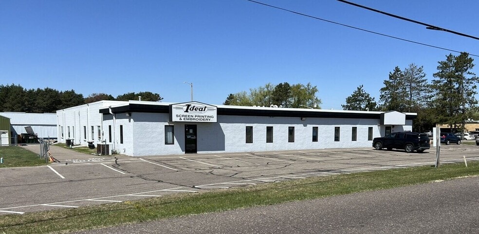 13460 NE Highway 65, Ham Lake, MN for lease - Primary Photo - Image 1 of 5