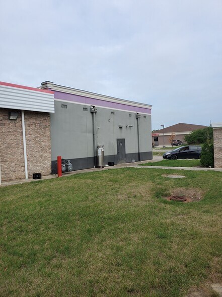 5829 State Road 43 N, West Lafayette, IN for lease - Building Photo - Image 3 of 7