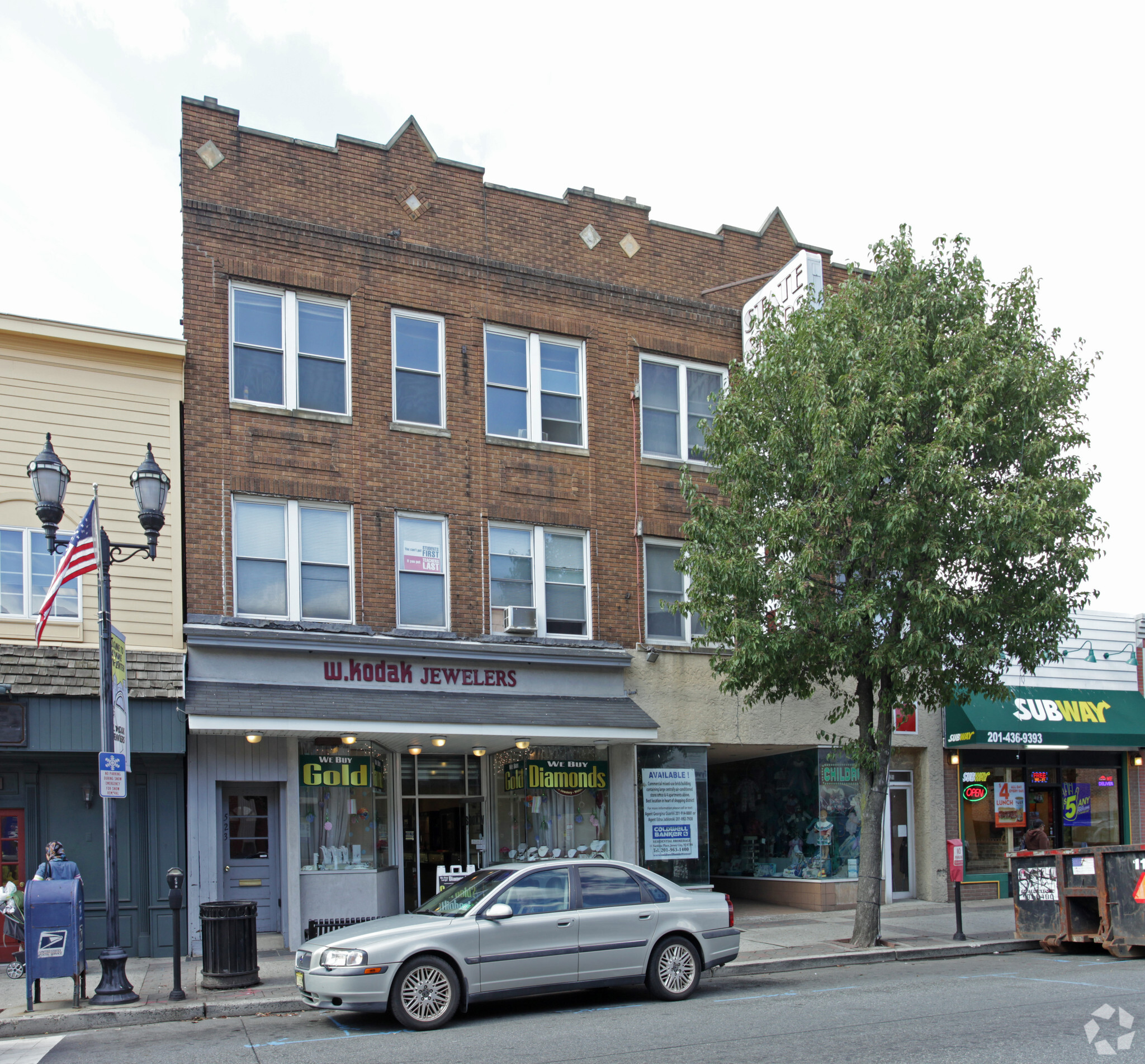 523-525 Broadway, Bayonne, NJ à vendre Photo principale- Image 1 de 1