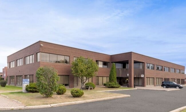 More details for 8 St de la Place du Commerce, Brossard, QC - Office for Lease