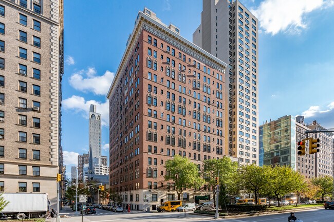 Plus de détails pour 1069-1075 Park Ave, New York, NY - Multi-résidentiel à vendre