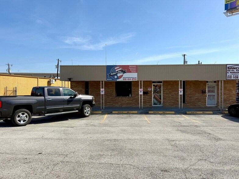 5720-5722 Mobud St, San Antonio, TX for lease - Building Photo - Image 2 of 2